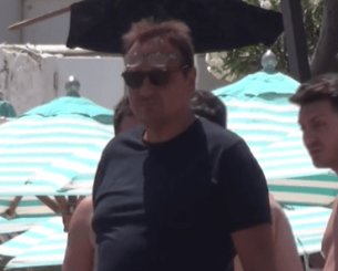 Απολαμβάνει τις διακοπές του στη Μύκονο ο Αταμάν (video)