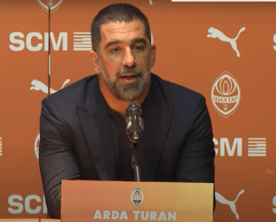 Ο Τουράν στέλνει μήνυμα σε Τραμπ, Ερντογάν, Πούτιν: «Θα ενωθείτε μόνο όταν τελειώσει ο κόσμος»