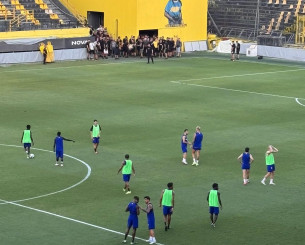 «Ντόπες» πρόκρισης από τους οργανωμένους οπαδούς του Άρη στην προπόνηση