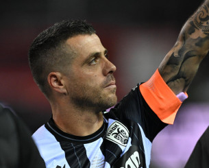 Ερχεται η ταινία για τον Βιεϊρίνια - «Σημάδεψε την ιστορία, είναι το είδωλο του ΠΑΟΚ» (video)