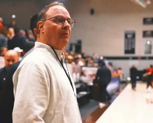 Ο Βοϊναρόφσκι «υποκλίθηκε» στη Σερβία: «Παράγει τους καλύτερους παίκτες στον κόσμο»