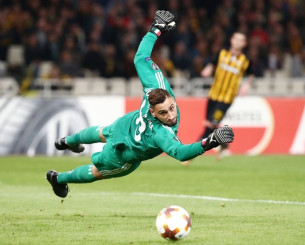 Ντόμινο εξελίξεων στα γκολπόστ της Μάντσεστερ Σίτι - Τι γίνεται με Έντερσον και Ντοναρούμα