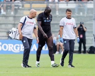 Χάνει όλο το 2025 ο Λουκάκου - Η Νάπολι στην αγορά για επιθετικό