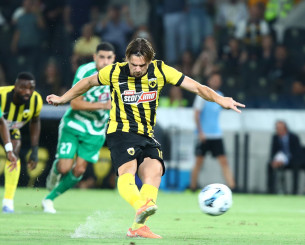 Ο Πήλιος κέρδισε το πέναλτι, ο Μαρίν με άψογη εκτέλεση το 1-0 για την ΑΕΚ (video)