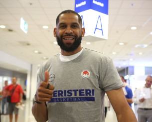 Στην Αθήνα ο Σι Τζέι Χάρις