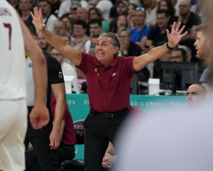 Ο Σκαριόλο... τα βάζει με την τύχη του: «Δεν θυμάμαι προετοιμασία με τόσα προβλήματα»