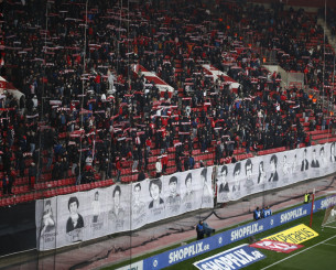 Το μήνυμα της «Θύρας 7» με πολλαπλούς αποδέχτες: «Γήπεδο στον Ερασιτέχνη εδώ και τώρα»