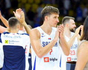 Μπογκντάνοβιτς... να τον πιείς στο ποτήρι και επιβλητική νίκη της Σερβίας κόντρα στην Τσεχία