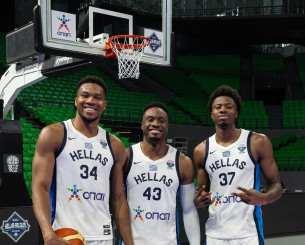 Οι Μιλγουόκι Μπακς... αποθεώνουν τα αδέρφια Αντετοκούνμπο και την Εθνικής Ελλάδας