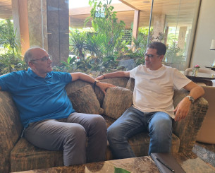 Συναντήθηκαν Λιόλιος και Μουζουρίδης στη Λεμεσό: «Όσοι έρθουν στο Eurobasket θα ζήσουν μια αξέχαστη εμπειρία»