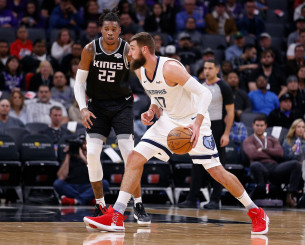 Τότε που ο Χολμς και ο Βαλαντσιούνας έπαιζαν στην ίδια ομάδα