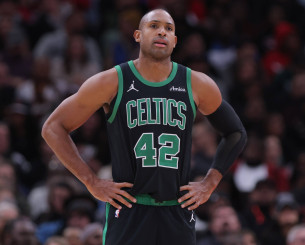 Οι Γουόριορς περιμένουν να ενισχυθούν με τον Χόρφορντ και εκείνος σκέφτεται... την σύνταξη