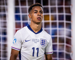 Η Νότιγχαμ φόρεστ έκανε δικό της και τον Χάτσινσον