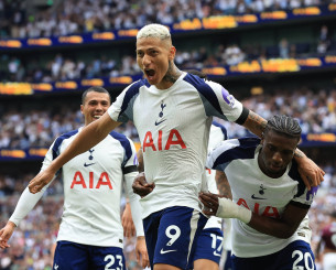 Επίδειξη δύναμης η Τότεναμ, «σοκ» στο 97' για Μπράιτον