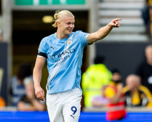 Με «τεσσάρα» ξεκίνησε στην Premier League η Μάντσεστερ Σίτι εναντίον της Γουλβς