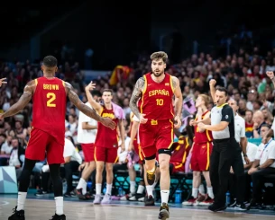 Ο Χουάντσο Ερνανγκόμεθ θα τιμηθεί ως ο καλύτερος Ισπανός που αγωνίζεται εκτός χώρας