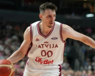 Η Λετονία θα παραταχθεί στο EuroBasket δίχως τον Κούρουκς