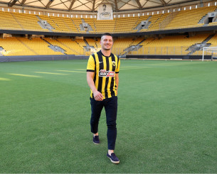 «Πρώτη» για Γιόβιτς στην ΑΕΚ (video)