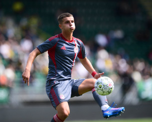 Ο Μουζακίτης «σάρωσε» στον πρώτο γύρο του Golden Boy