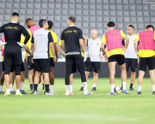 To manual του σέντερ φορ και η Κύπρος με τις παγίδες της