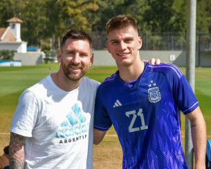 Ο Κέβιν Σενόν, για τον οποίο ενδιαφέρεται ο Ολυμπιακός, είναι ανακάλυψη του πατέρα του Μέσι!