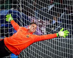 Το τραβάει στα άκρα ο Τερ Στέγκεν και σκέφτεται να φύγει από τη Μπαρτσελόνα