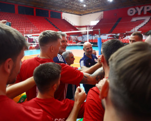 Ξεκίνησαν τις προπονήσεις οι άνδρες του Ολυμπιακού (pics)