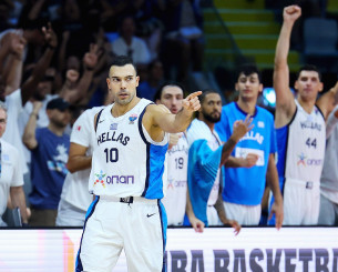 Ο Σλούκας... έκρυψε την μπάλα και ο Παπανικολάου την εμφάνισε στο καλάθι της Βοσνίας (video)