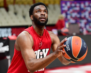 Ο Ολυμπιακός περιμένει τον Έβανς - Τα δεδομένα για την επιστροφή του