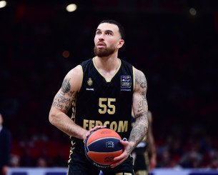 Ο Μάικ Τζέιμς «βλέπει» την Ελλάδα στο βάθρο του EuroBasket