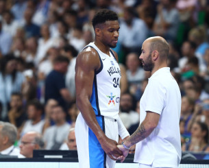 «Ταχύρυθμα» του Σπανούλη και ο Γιάννης... σε στενό μαρκάρισμα - Το video του Athletiko