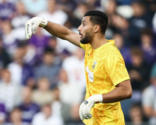 Η βραδιά που έψαχνε να κάνει ο Στρακόσια με την ΑΕΚ