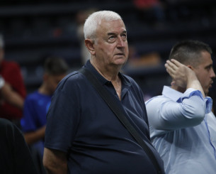 Εντείνει την προσπάθεια για γκαρντ η ΑΕΚ