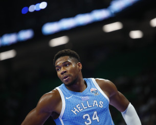 Οι ευχές των Μπακς στον Γιάννη Αντετοκούνμπο