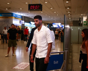 Ο Ταρέμι έφτασε στην Αθήνα για τον Ολυμπιακό - Βίντεο του Athletiko από την άφιξη