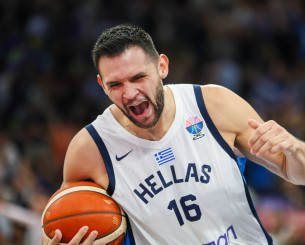 Παπανικολάου: «Οι διαιτητές είχαν ένα κακό παιχνίδι»