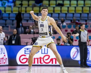 Ο Αμάρ Αλιμπέγκοβιτς στο Athletiko: «Ο Γιάννης είναι... τέρας της φύσης, ο Σπανούλης κάνει πολύ καλή δουλειά»