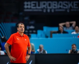 Παράπονα του Αταμάν για τη δημόσια τηλεόραση της Τουρκίας