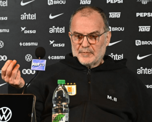 Viral video με τον Μπιέλσα να βάζει τους δημοσιογράφους στη θέση τους για όσα γράφουν