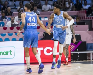 Η Ελλάδα προκρίθηκε στους 16 του Eurobasket 2025