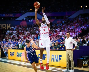 Η Πολωνία κέρδισε την Ισλανδία, έκανε το 3/3 και... πέταξε για τους «16» του EuroBasket