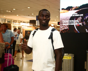 «Πάτησε» Ελλάδα για τον Ολυμπιακό ο Μανέ - «Μεγάλο βήμα για εμένα» (video)