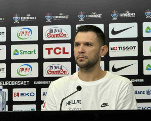 Παπανικολάου: «Εκπροσωπούμε τη χώρα μας και πρέπει να το δείξουμε στο παρκέ, το κίνητρο είναι μεγάλο»