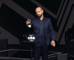 Ο μάγος που... εξαφάνισε τα μπαλάκια στην κλήρωση του Europa League (video)