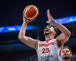 Έκοβε ο Οσμάν, έραβε ο Σενγκούν και η Τουρκία του Αταμάν έφτασε στο 2/2 με νίκη επί της Τσεχίας