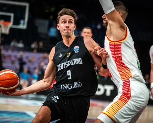 Φραντς Βάγκνερ: «Θα ήθελα πολύ να είμαι ηγέτης όπως είναι ο Σρέντερ»