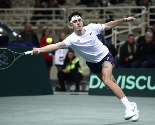 Θάνος αντί Στέφανου Τσιτσιπά στο διπλό του Davis Cup