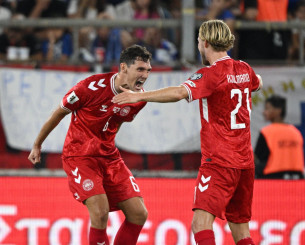 Νέα αδράνεια στα χαφ, δυνατό σουτ του Κρίστενσεν και 0-2 η Δανία (video)