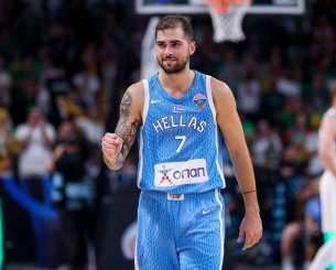 Ο Σπανούλης «υποσχέθηκε» στον Τολιόπουλο περισσότερο χρόνο μετά τα κολακευτικά λόγια (video)