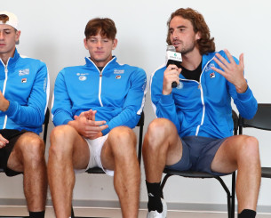 Τσιτσιπάς: «Μεγάλη περηφάνεια να παίζεις με την Εθνική»